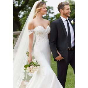 1014 Size 10 Morilee ivory off shoulder sweetheart neckline wedding gown lace